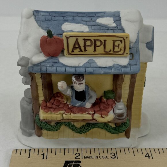 Vintage 1990 Dickensville Collectables Porcelain Apple Stand Christmas Village - Picture 9 of 13
